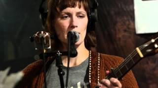 Laura Gibson - Skin, Warming Skin (Live on KEXP)
