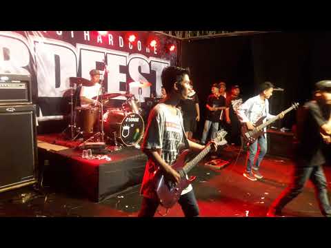 Intro+Cover miles away Yourdemise_ Human freedom