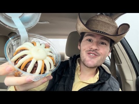 Nothing Bundt Cakes Reese’s Chocolate Peanut Butter Cake Review