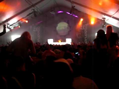 Rusko @ Together As One 2010-2011 LA- Bass Cannon(Flux Pavillion) and Pro Nails