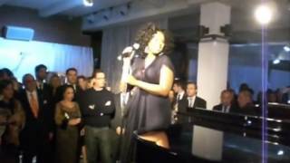 (VERY RARE) Jennifer Hudson Slayed This Cover Live Of "Run To You" By Whitney Houston (2006)!