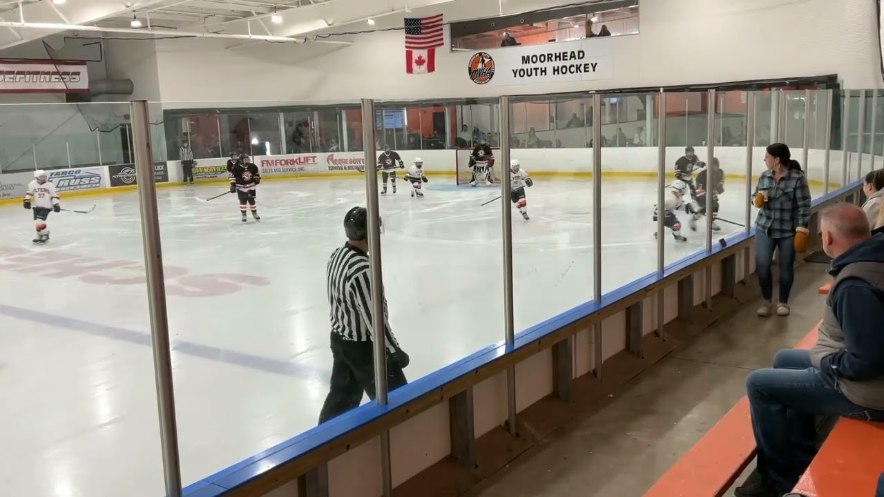 Game 05: 3-1 Moorhead, Anthony gets one back assisted by Lionel