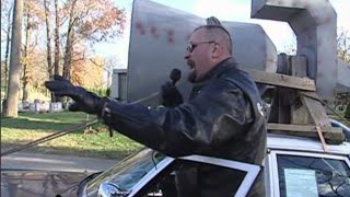 The Big Bossman interrupts the funeral of Big Show's father