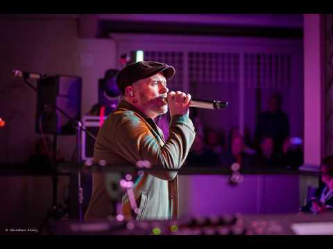 Nigel Connell - In The Air Tonight (Phil Collins)