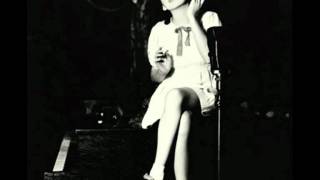 Judy Garland...Zing! Went The Strings Of My Heart (1935 Radio)