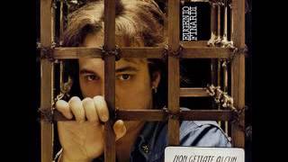 Eugenio Finardi -- "Saluteremo il signor padrone"