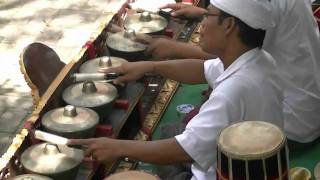 Gamelan Ubud, Bali 2010 HD