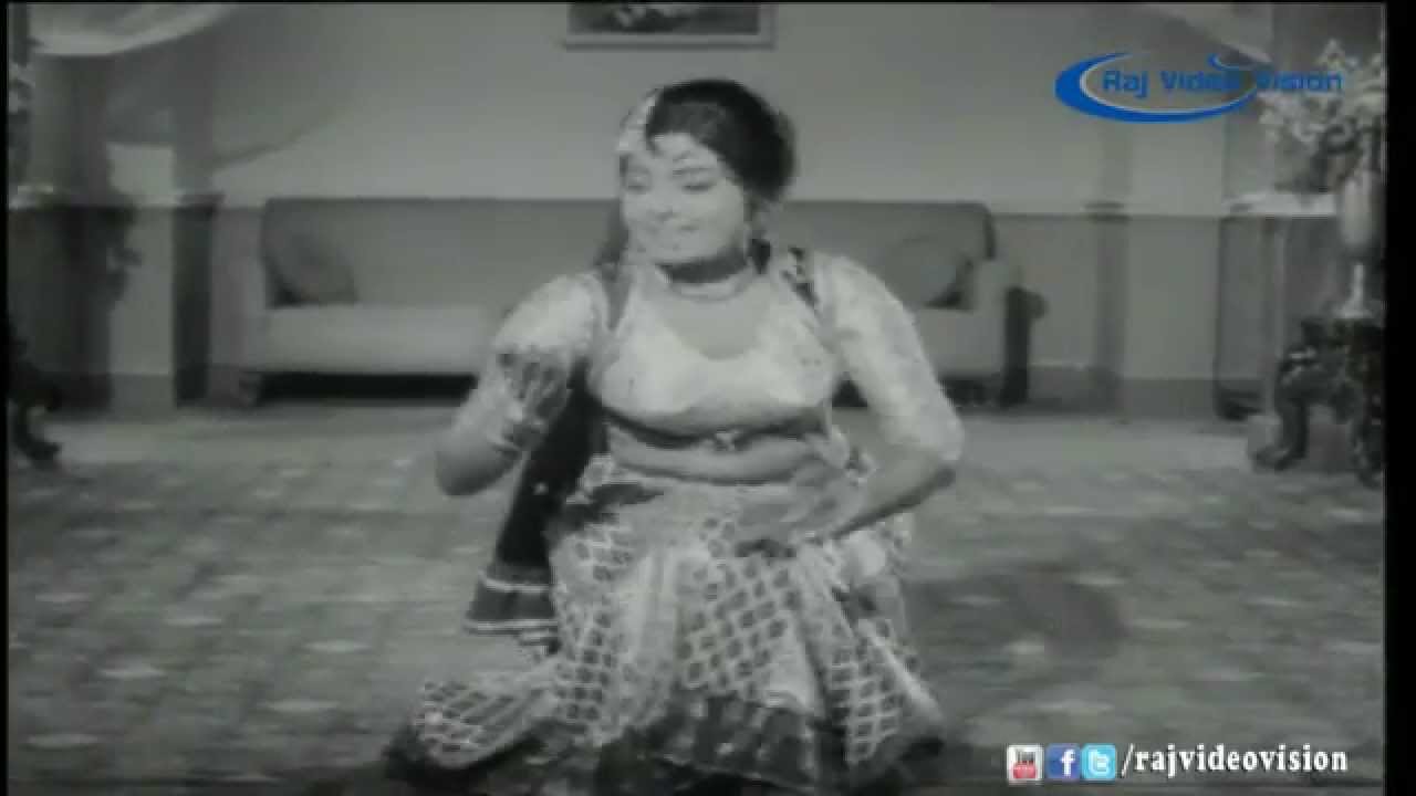 Sulthan Vanthaar Song Lyrics | Thulli Odum Pulliman | L. R. Eswari