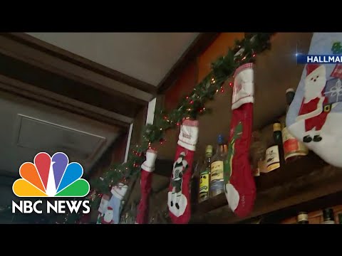 Americans Celebrate Christmas in July