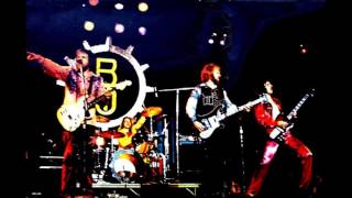 Bachman Turner Overdrive - Find Out About Love  (Live in Japan 1976 audience)