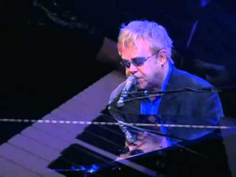 Videoclip de Gone To Shiloh — Elton John