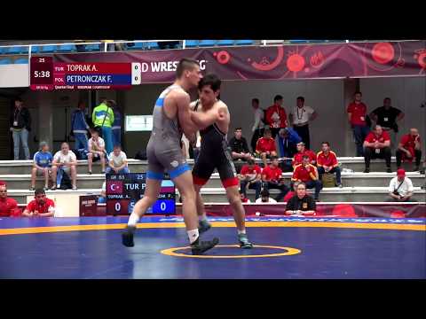 1/4 GR - 63 kg: A. TOPRAK (TUR) v. F. PETRONCZAK (POL)