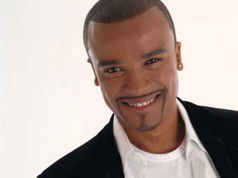 download lagu mp3 mp4 Alexandre Pires Voce Roubou A Minha Vida, download lagu Alexandre Pires Voce Roubou A Minha Vida gratis, unduh video klip Alexandre Pires Voce Roubou A Minha Vida