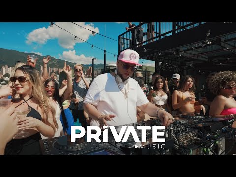 DJ 5