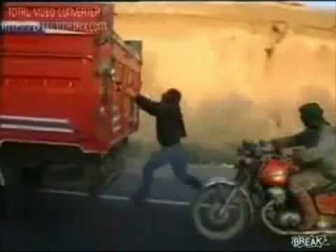 Sheeps stolen from riding truck in russia / Russian Ninjas