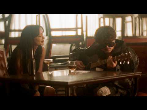 LA JOAQUI, GABITO BALLESTEROS - NADA PERSONAL (Video Oficial)