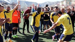 preview picture of video 'Ganalı futbolcunun şampiyonluk halayı   BİTLİS'