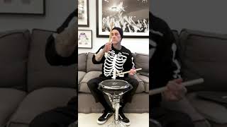 🔥 TRAVIS BARKER Showing Why He&#39;s The G.O.A.T 🐐  #shorts #shortsfeed #travisbarker #drummer