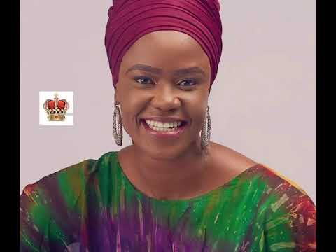 Sola Allyson Oni Duro Mi Ese o