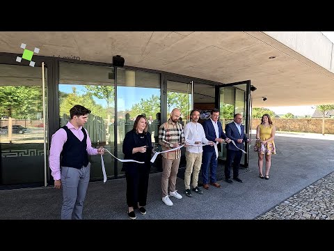 Vysoké Mýto / Nová obřadní síň ve Vysokém Mýtě nese symboliku rodinného kruhu