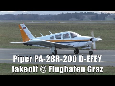 *WAVING PILOT* Motorflug Graz Piper PA-28R-200 Cherokee Arrow takeoff @ Flughafen Graz | D-EFEY