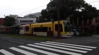 preview picture of video '鹿児島市電1000形・600形 水族館口電停発車 Kagoshima City Tram'
