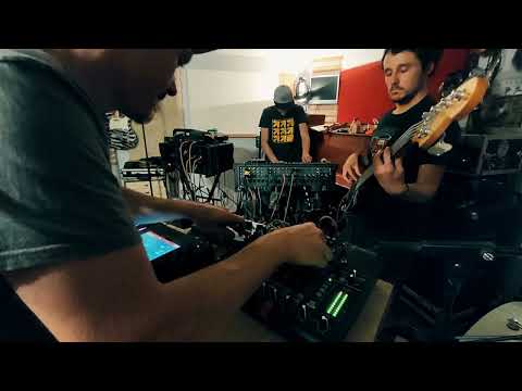 SMOKEY ROOM #5 - IKADUB part 2 [Dub & Stepper]