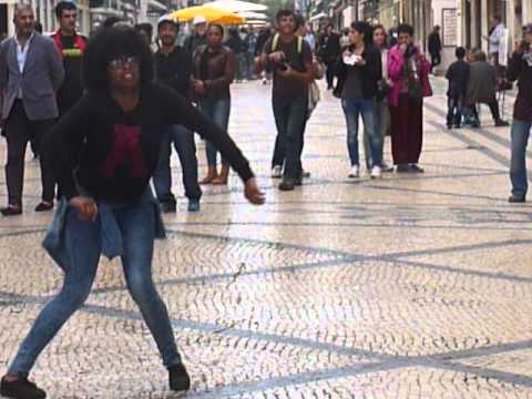 Street musician in Lisbon