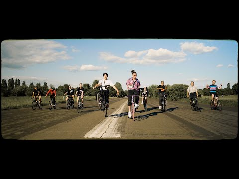 DieZelle - "BIKE" (prod. Kadeja&Gora) [Saft Pur Album]