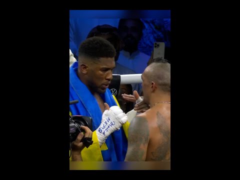 What Anthony Joshua said to Oleksandr Usyk at the end of their fight 👊👀