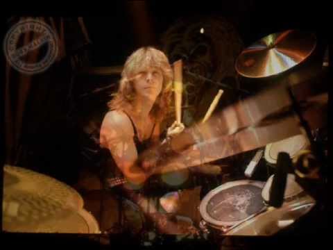 download lagu mp3 mp4 Clive Burr, download lagu Clive Burr gratis, unduh video klip Clive Burr