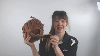 Video thumbnail: Shoeless Jane 11.25" Fastpitch Softball Glove: 1125FPCW