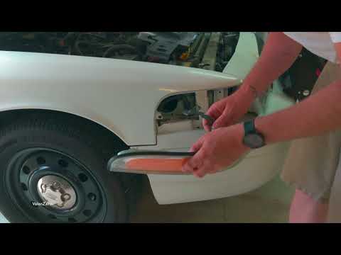 2006 Ford Crown Victoria Police Interceptor Side Marker Lamp + LED Bulb Replacement How-To