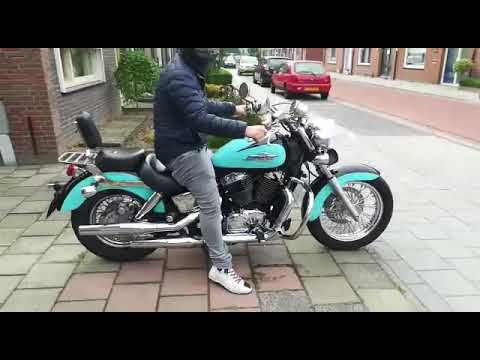 My first motor!!! Honda Shadow VT1100 C2 ACE