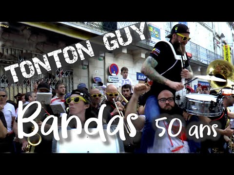 LES FÊTES DE MAULEON par Les VERRES LUISANTS passage animation ambiance Lion d'or CONDOM 2023