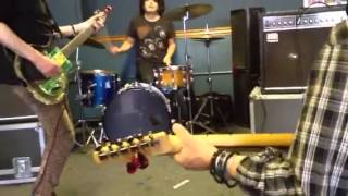 Flamin' Groovies - "Tallahassee Lassie" (instrumental)