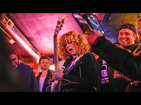 17 year old Grace Bowers solos over Jimi Hendrix’s “Who Knows”