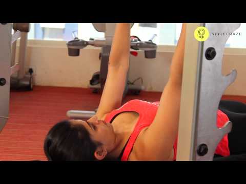 How To Do Incline Close Grip Barbell Bench Press Workout - Stylecraze Fitness