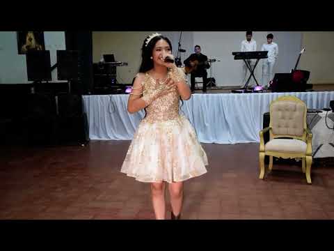 QUINCEAÑERA en vivo por Luz María Denis Campuzano