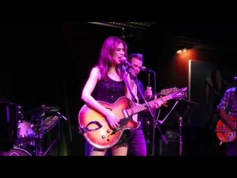 Sheri Miller - Right Here, Right Now (Live at The Cutting Room 10/1/13)