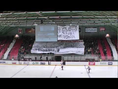 HC Rebel Havlíčkův Brod - HC Dukla Jihlava: celotribunové choreo