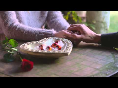 MI CASA & MISHKA - BORA VIVER (AFRICA SHINE short film part 3)