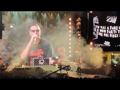 Club Dogo feat Vincenzo Da Via Anfossi, Marracash - Puro Bogotà LIVE (Stadio San Siro - Milano 2024)