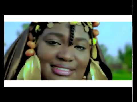 DONKO M'BOUP - FEMME AFRICAINE (CLIP OFFICIEL)