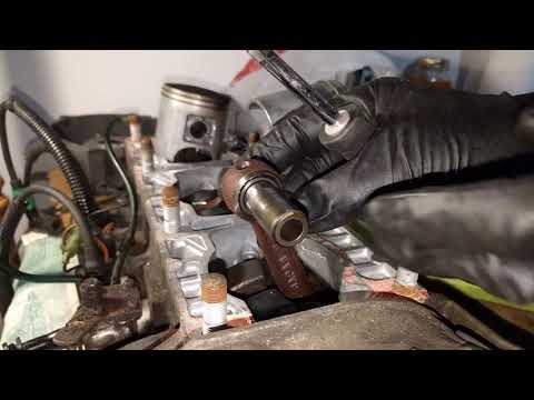 Remove Pistons Snowmobile