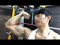 腕、肩、腹筋!家トレ生配信