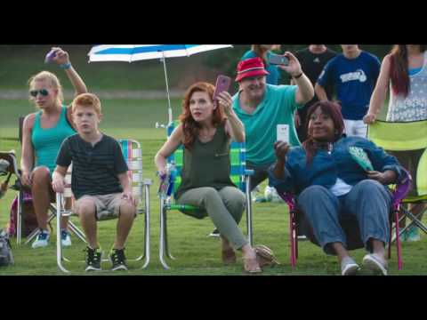 MOTHER'S DAY - Scena dal film: "Lei ha toppato!"