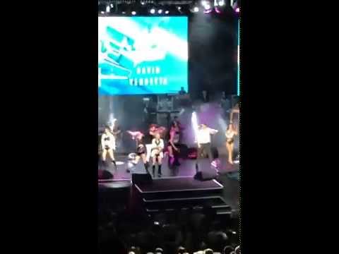 Hande Yener & David Vendetta - Naber  (Remix) Live