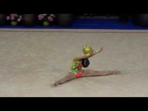 Anja Tomazin (SLO) ball pre-junior 08 - MTM 2013