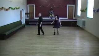 TRICKY MOON.  ( Line Dance )